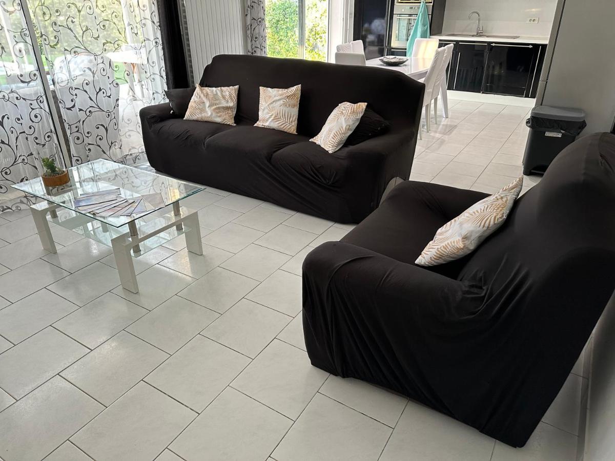 Vila Petite Maisonette Adossee Mais Independante Avec Piscine Peymeinade Exteriér fotografie