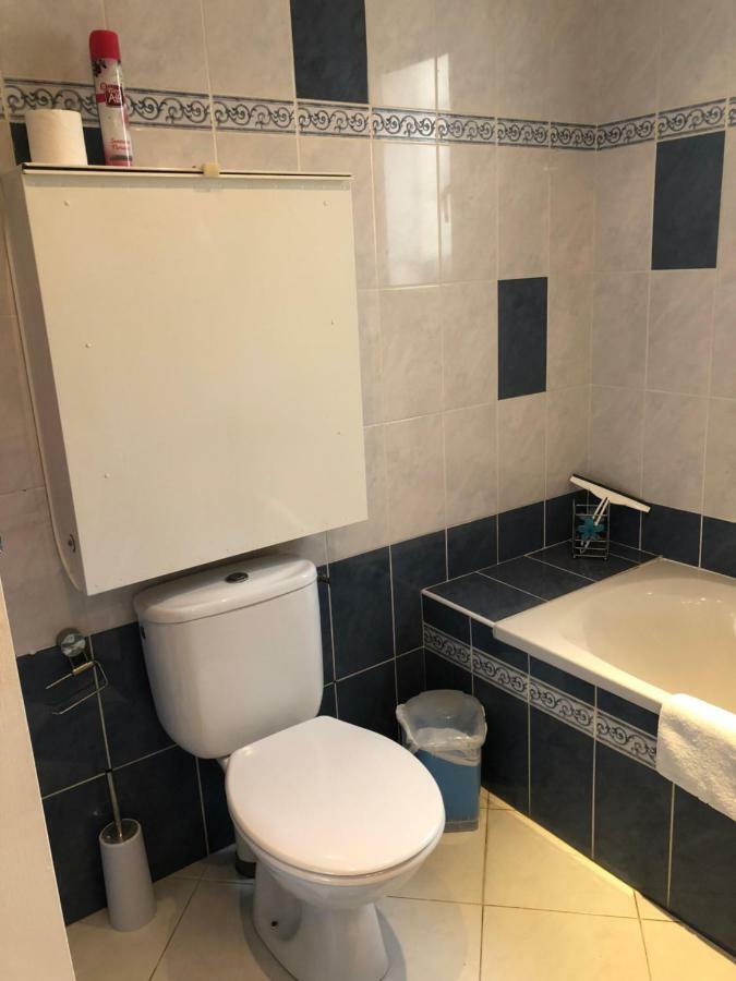 Vila Petite Maisonette Adossee Mais Independante Avec Piscine Peymeinade Exteriér fotografie